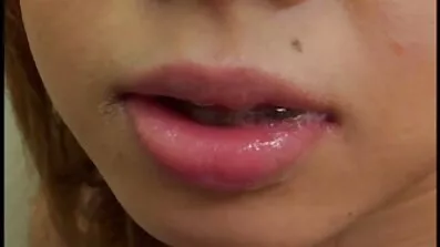 អាគ្នេយ៍ pulcini សត្វមាន់សមយុទ្ធ dildos ផងដរគ្នាទៅវិញទៅមក។