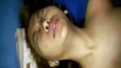 Stepmom បង្រៀនក្មេងស្រីដើម្បី fuck។