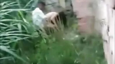ម៉ាស្សាម៉ាស៊ីនភ្ញៀវ fucked។  លិត pussy របស់នាងរហូតដល់វារះ.