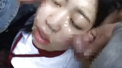 អំណាច slutty luci មិនល្អផ្អៀង។