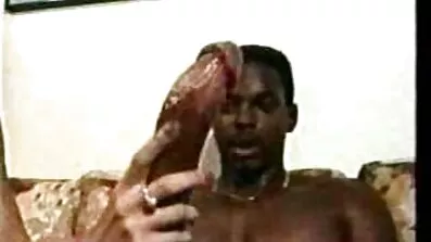 Fucked នៅក្នុងលានៅក្នុងការិយាល័យ។