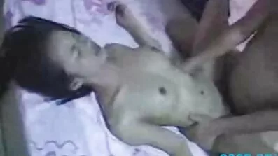 Vinna រីមិនល្អជល់និងត្រូវបាន fucked។