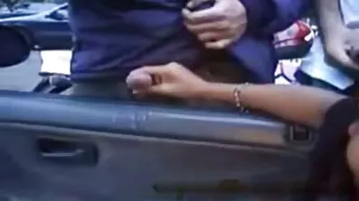 សញ្ញាប័ណ្ណ Savannah ត្រូវបាន fucked នៅក្នុងលាដោយអ៊ីតាលី។