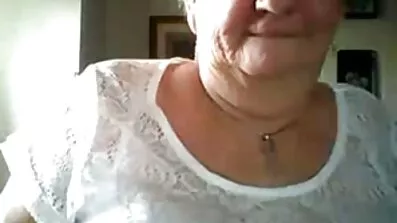 អ៊ុយក្រែន fucked នៅក្នុងសត្វលានៅសម្ដែង Rocco នេះ។