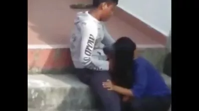 នាង Lisa រះ tits និង pussy នៅចំពោះមុខ theeb